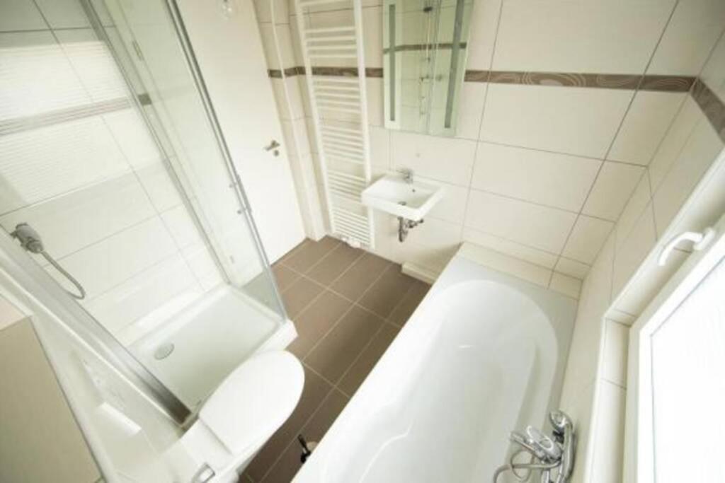Villa Bruehl Mitte, Neu Renoviertes Haus Extérieur photo